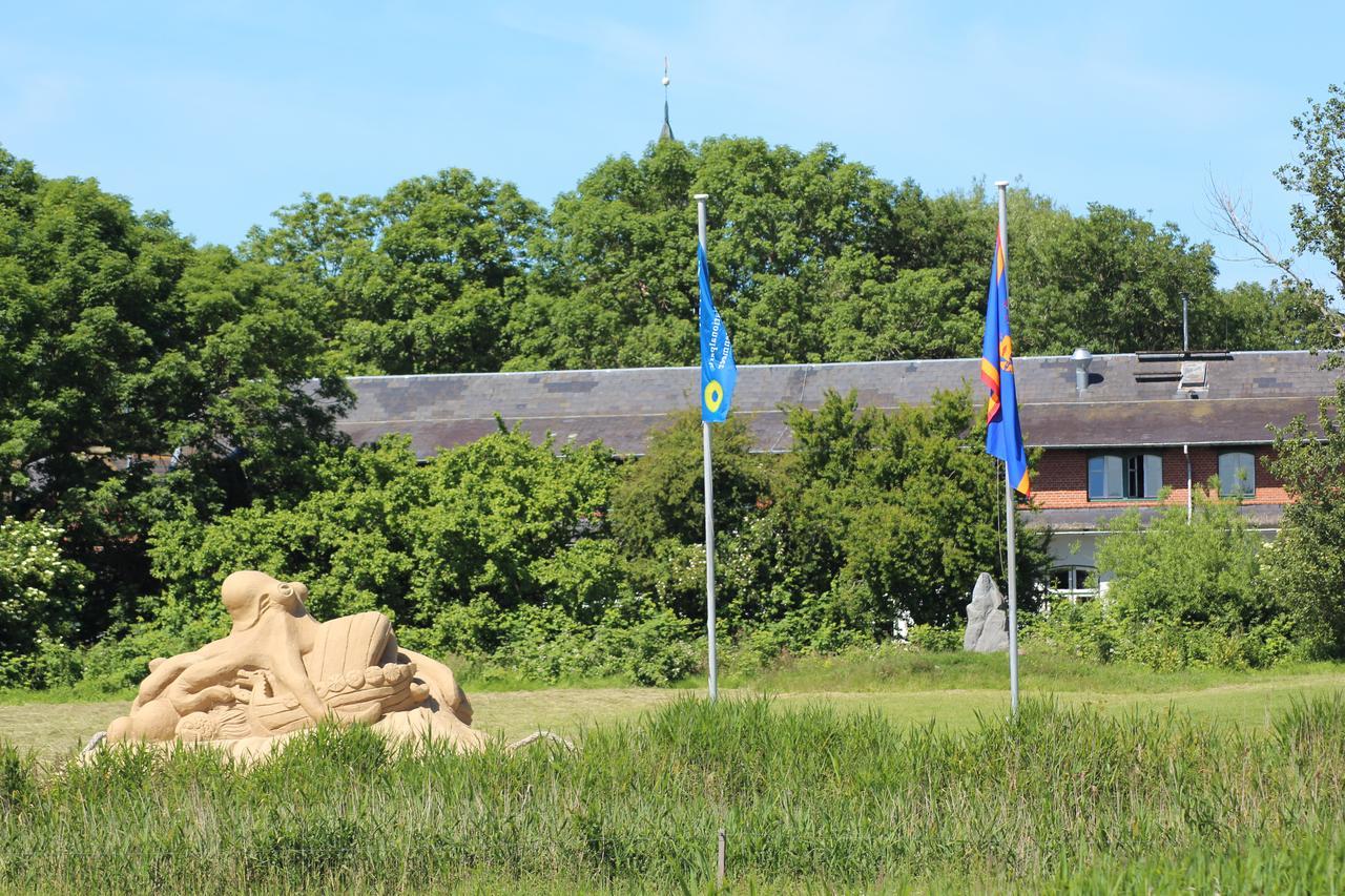 Alte Schule ヴェスターヘーヴァー エクステリア 写真